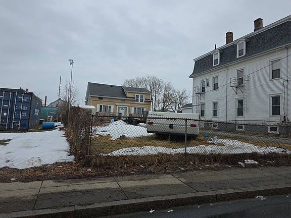 3rd image of 766 2nd St