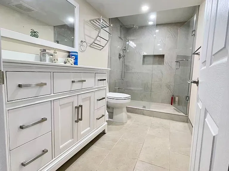 2100 Dunvegan Ave #BASEMENT — Photo 10