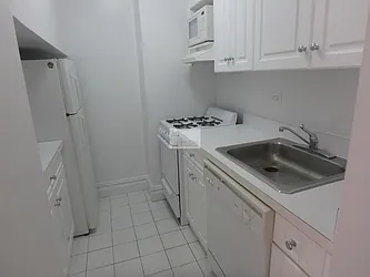 Rented by Manhattan Connection