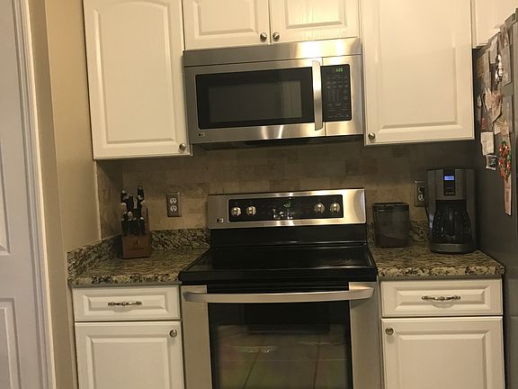 3rd image of 4323 Pembridge Ave