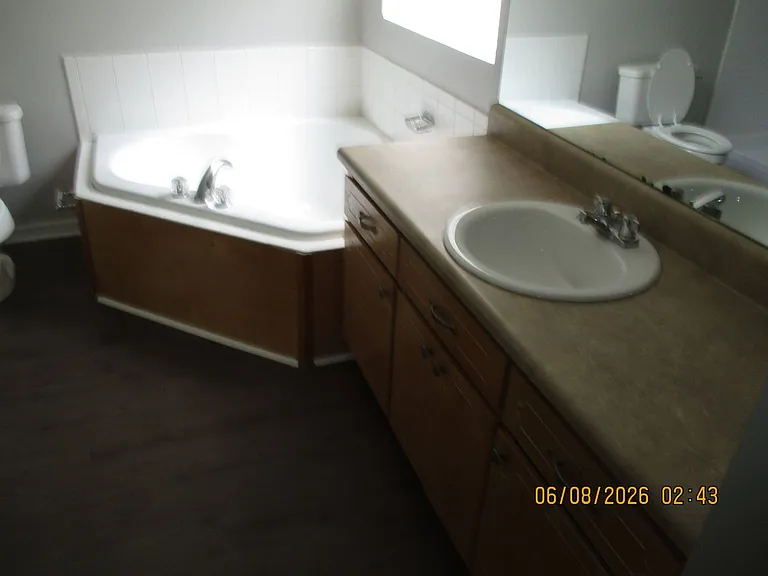 135 Twelve Oaks Ct — Photo 7