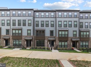 17379 Harrison Ridge Dr, Dumfries, VA 22026