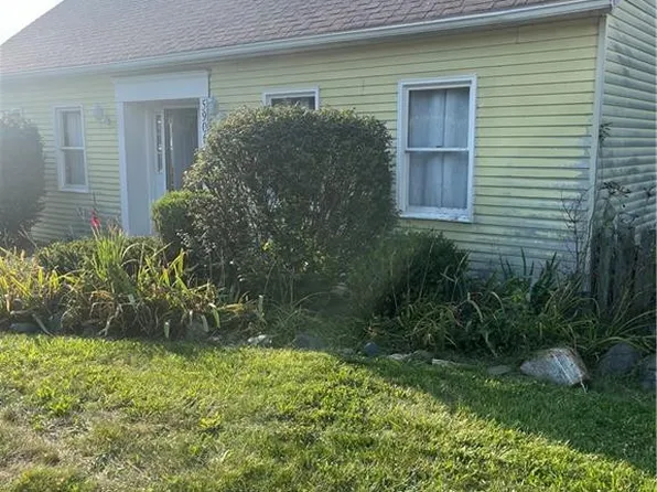 5906 Little Turtle Trl, Waterville, OH 43566