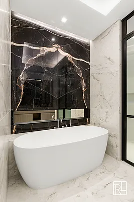 Rented by Compass | media 39