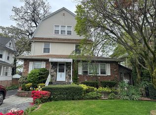 100 Earle Ave FLOOR 2, Lynbrook, NY 11563