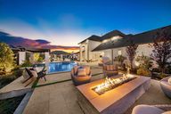 photo property thumbnail