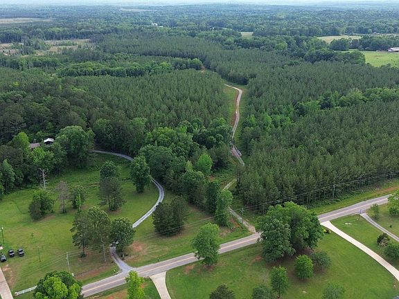4th image of 576 Highway 61 #0