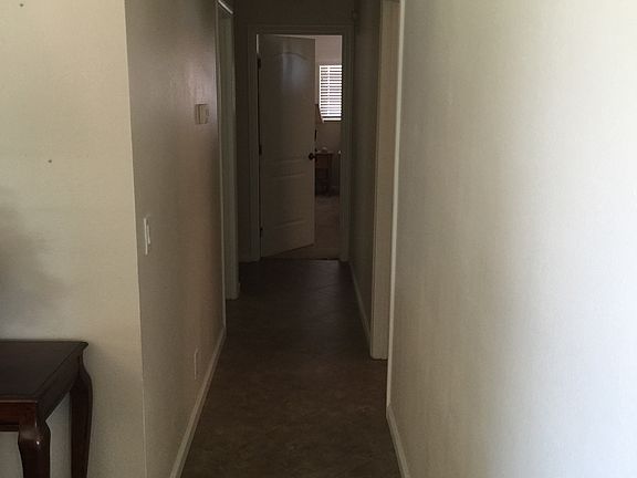 Hallway from LR to bedrooms