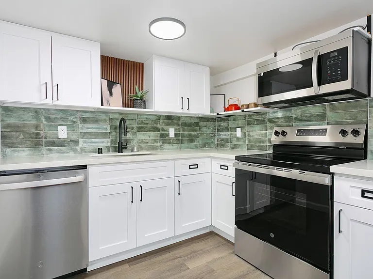 3833 S G St — Photo 17