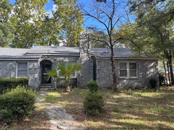 419 Thompson St #A, Walterboro, SC 29488