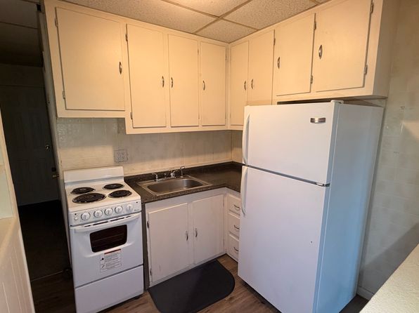 117 Walnut St Floor 1