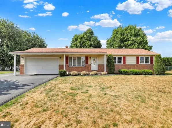 812 Sycamore Ln, Lebanon, PA 17046