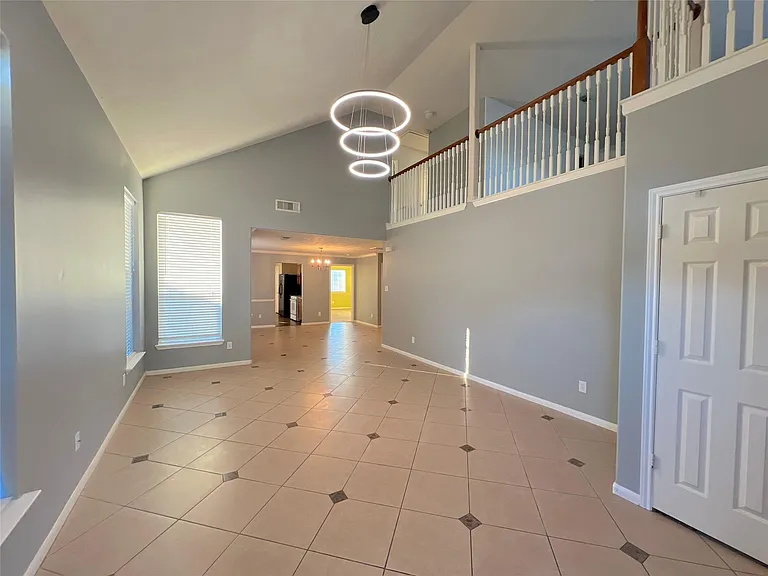 5535 Bear Paw Cir — Photo 2