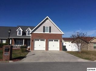 1235 Avery Ln, Sevierville, TN 37862
