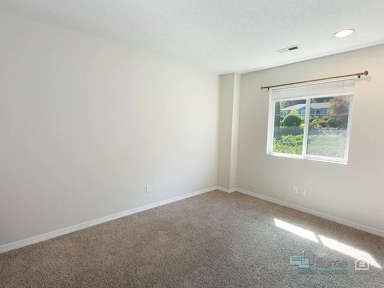 20630 Willamette Dr — Photo 23