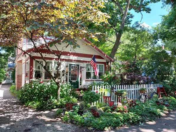 531 Central Ave, Lakeside Marblehead, OH 43440