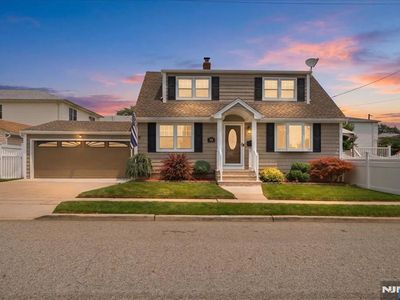 321 Thomas Avenue, Lyndhurst, NJ, 07071