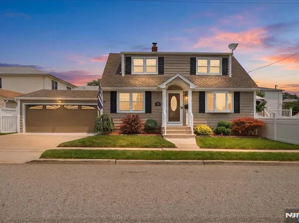 321 Thomas Ave, Lyndhurst, NJ 07071