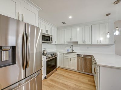 35 Whalers Cove #35, Babylon, NY, 11702