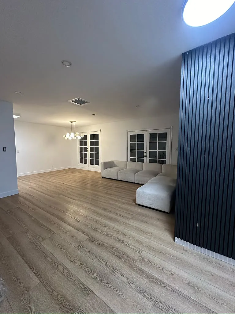 4 bed, 1.5 bath, 1450 sqft, $4,795 — Photo 2
