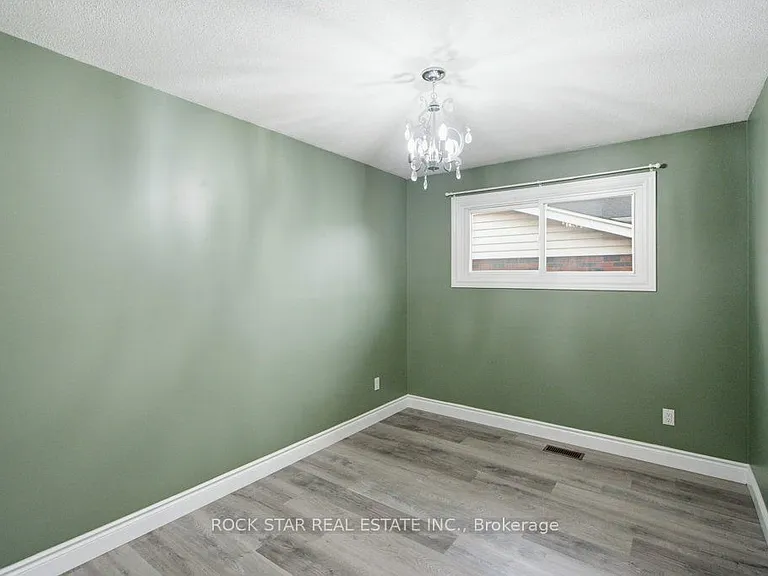442 Greenhill Ave — Photo 13