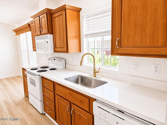 3rd image of 17839 N 17th Street