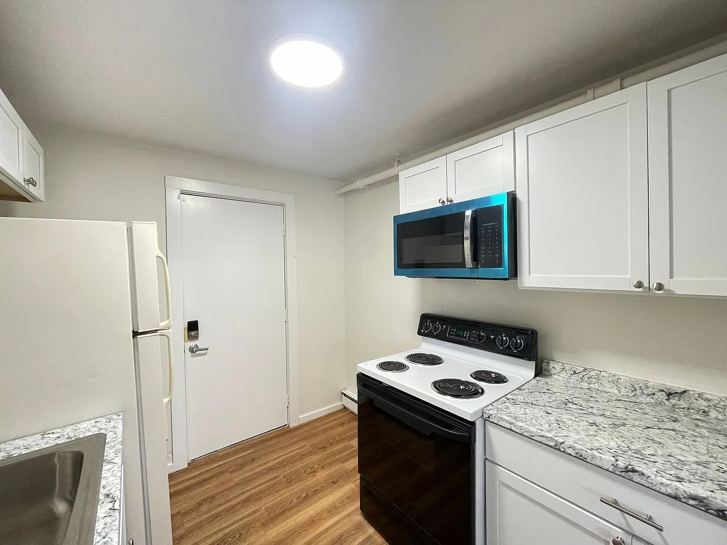 1 bed, 1.0 bath, 510 sqft, $1,495 — Photo 2