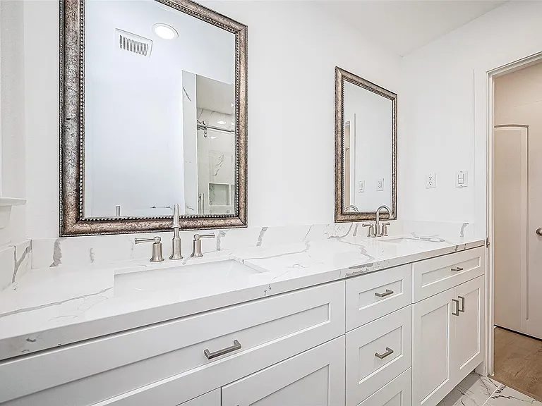 1739 Nocturne Ln — Photo 31