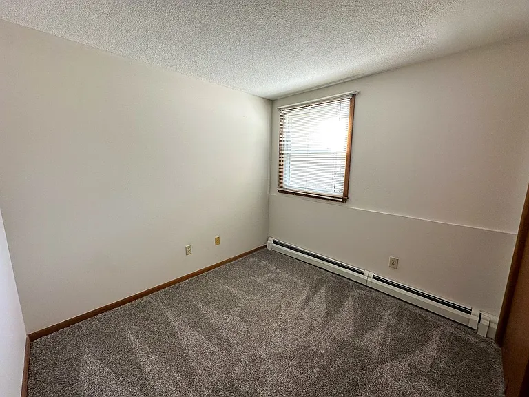 2925 Woodland St — Photo 33