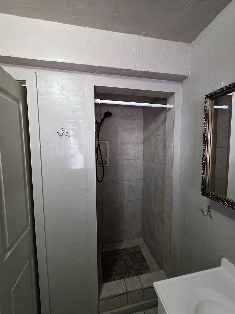 Photo 2 of 5 - 521 N 10th Pl #2 - Show Low, AZ Building Photo - 521 N 10th Pl #2
