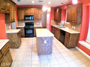 833 Lake Worth Trl, Little Elm, TX 75068