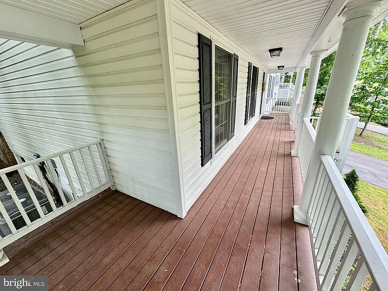 1019 John Paul Jones Dr — Photo 3