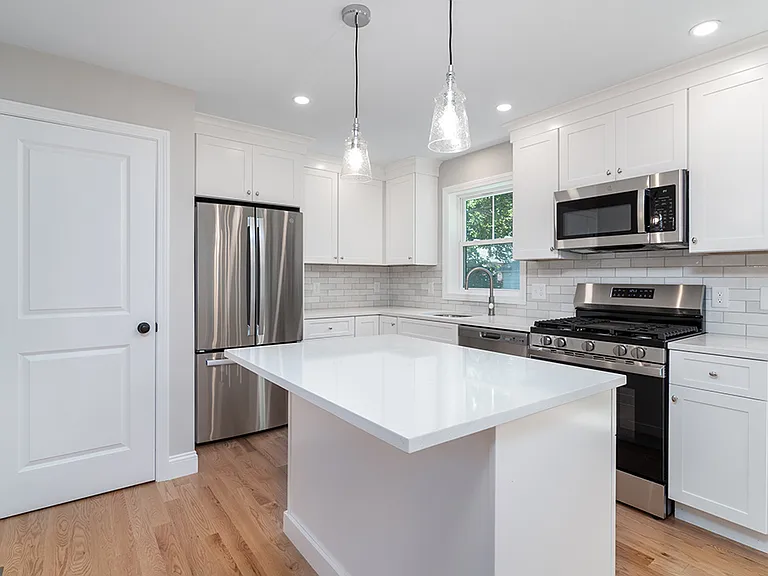 81 Cadora Ave #81 — Photo 4