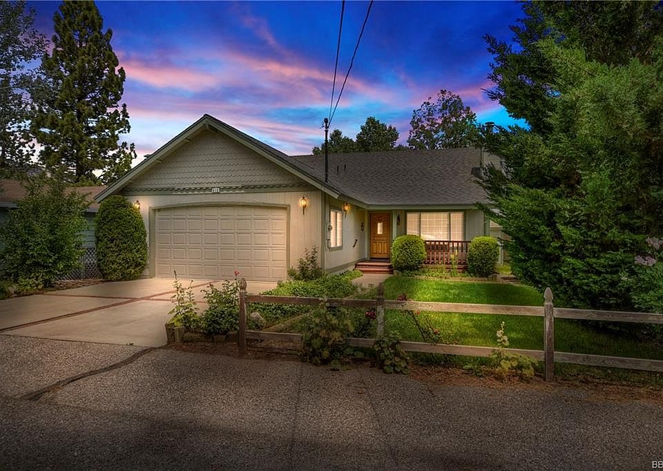1st image of 916 Sierra Ave