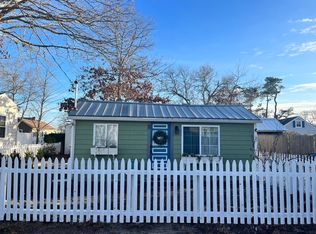 8 Trinity Ln, Wareham, MA 02571