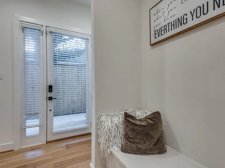 Entry way