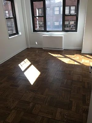 Rented by Solil Management | media 1