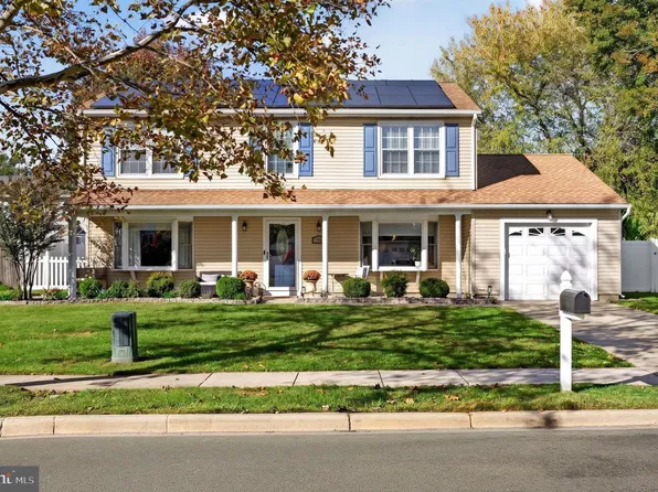 143 Greenbrook Dr, Marlton, NJ 08053