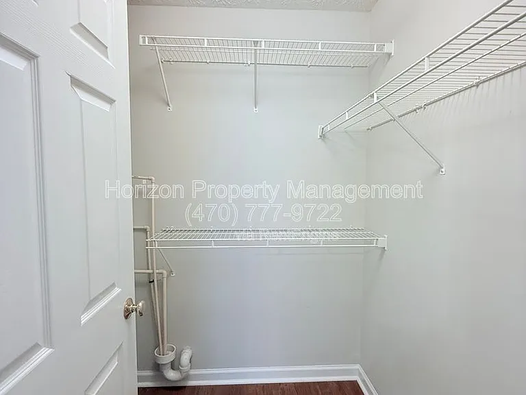 4003 Hidden Hollow Dr — Photo 13
