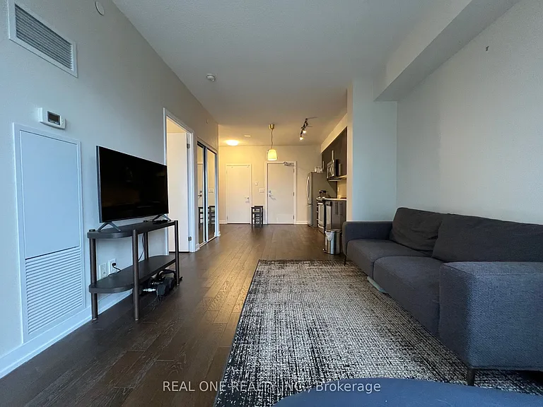 510 Curran Pl #1410 — Photo 3