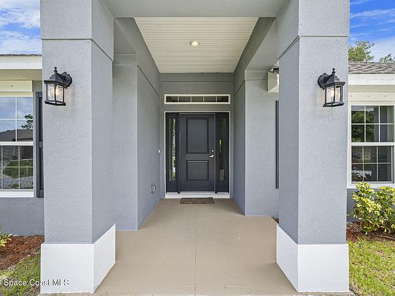 2nd image of 1107 Terry Rd SE