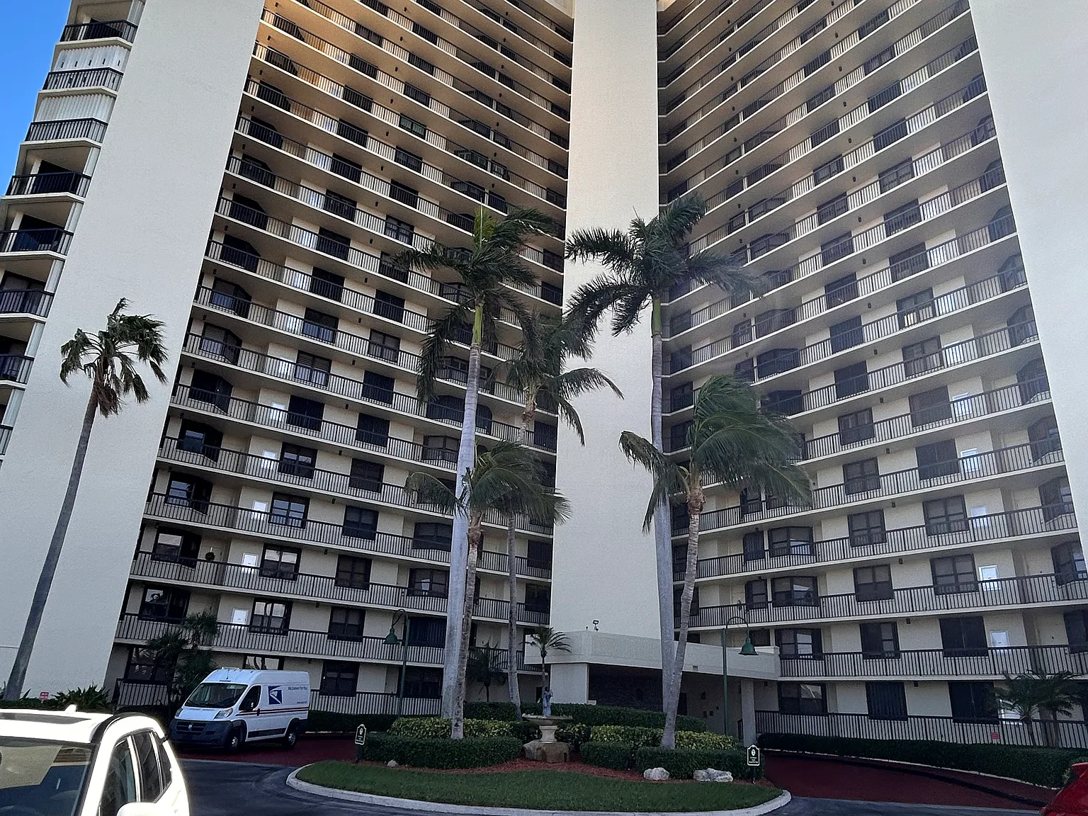 2 bed, 1550 sqft, $2,700 — Photo 3