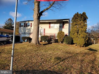 1002 Lake Ln, Pennsburg, PA, 18073