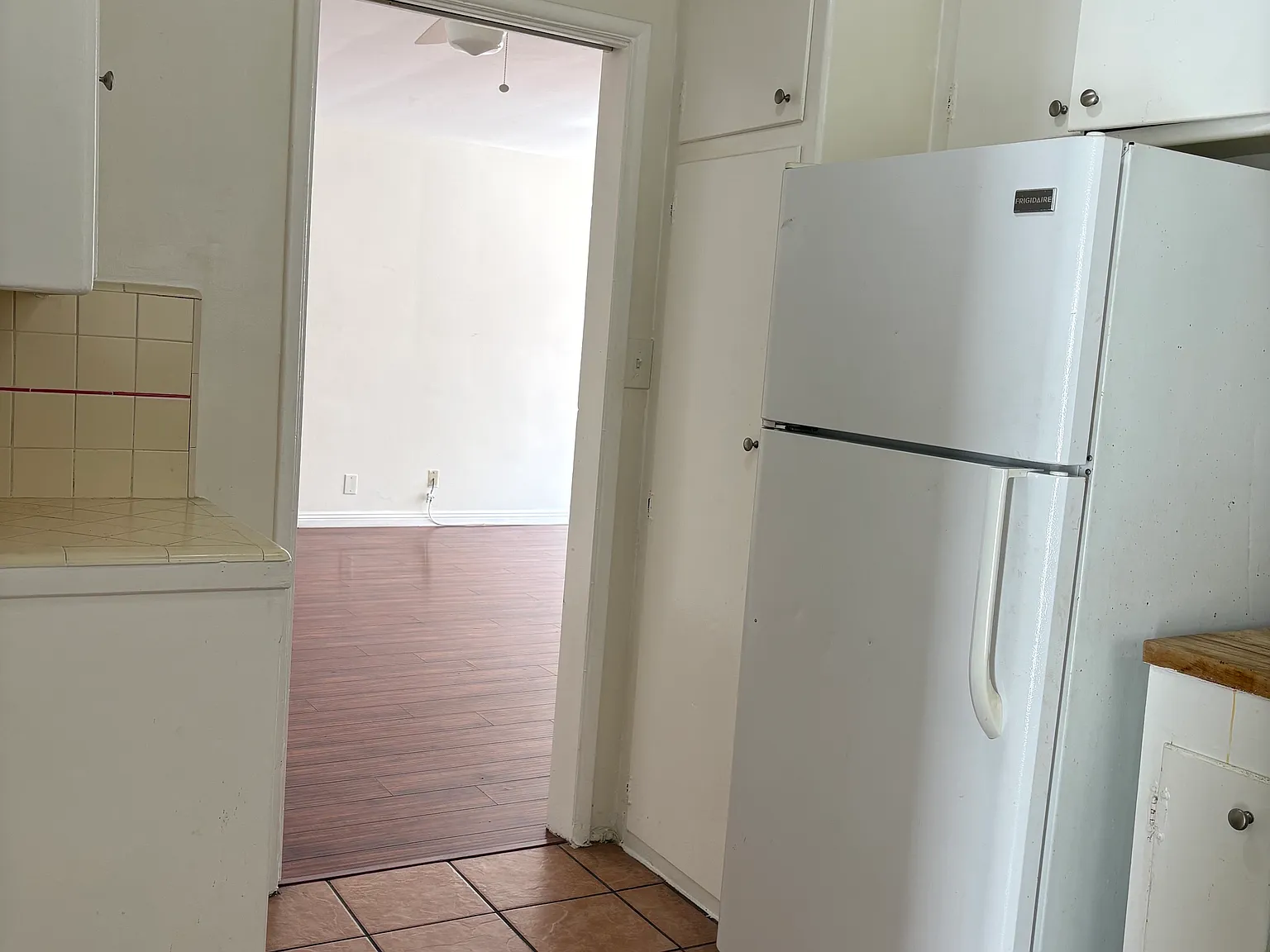 1 bed, 750 sqft, $1,700 — Photo 2