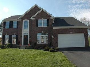 135 Brighton Ln, Mars, PA 16046