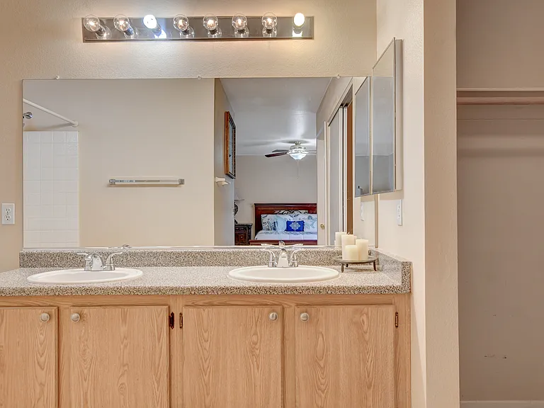 4101 Abrams Ave — Photo 5