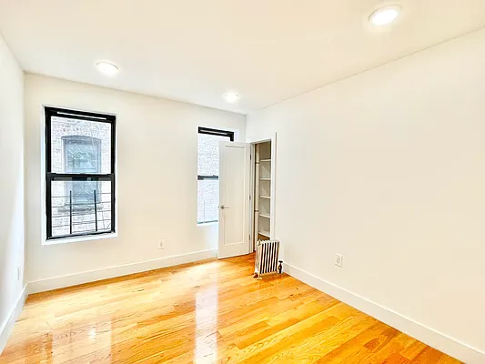 Rented by Century 21 Premier  | media 3