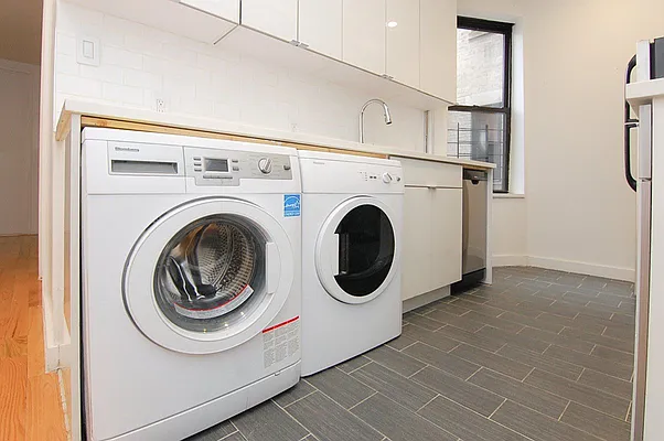 Rented by Bohemia Realty Group | media 28