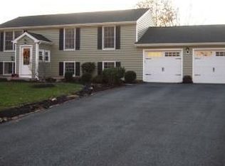 104 Bartley Dr, Newark, DE 19702
