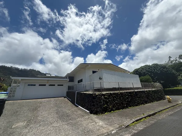 35 Country Club Rd, Honolulu, HI 96817